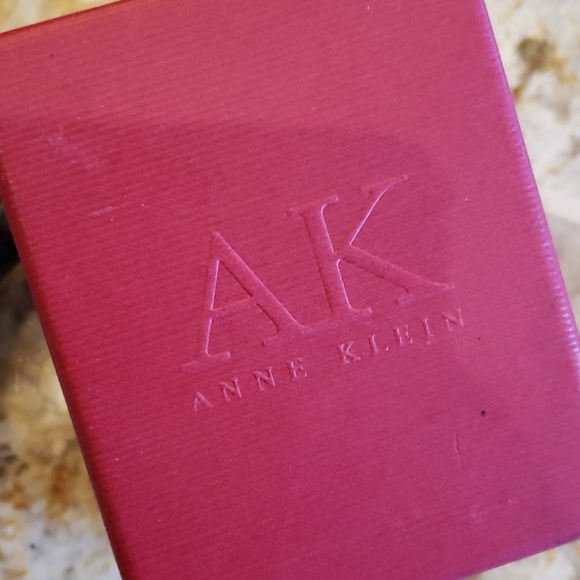 Women's Anne Klein watch, 6" circumference - Picture 16 of 16